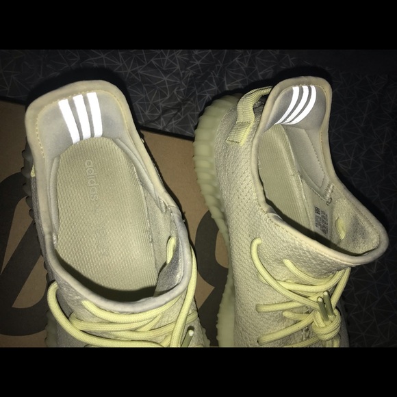 Yeezys butter - Picture 2 of 4